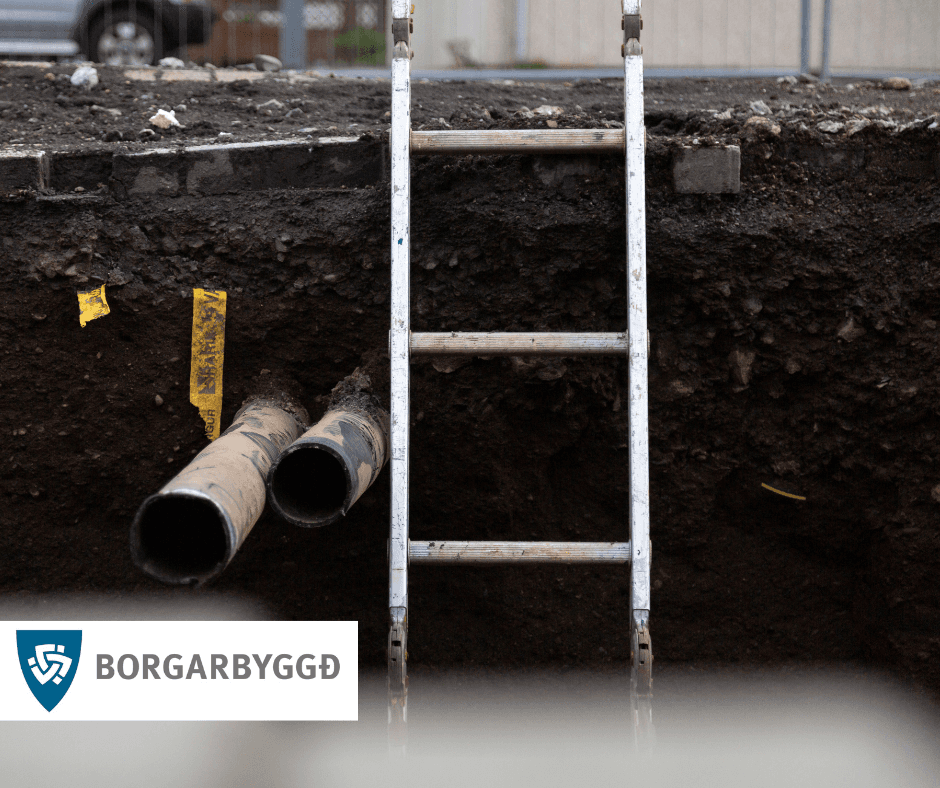 Jarðvegsrannsóknir við hlið íþróttamiðstöðvarinnar í Borgarnesi dagana 15.–16. júní
